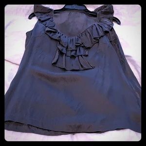 Very cute vintage top perfect with jeans or skirt